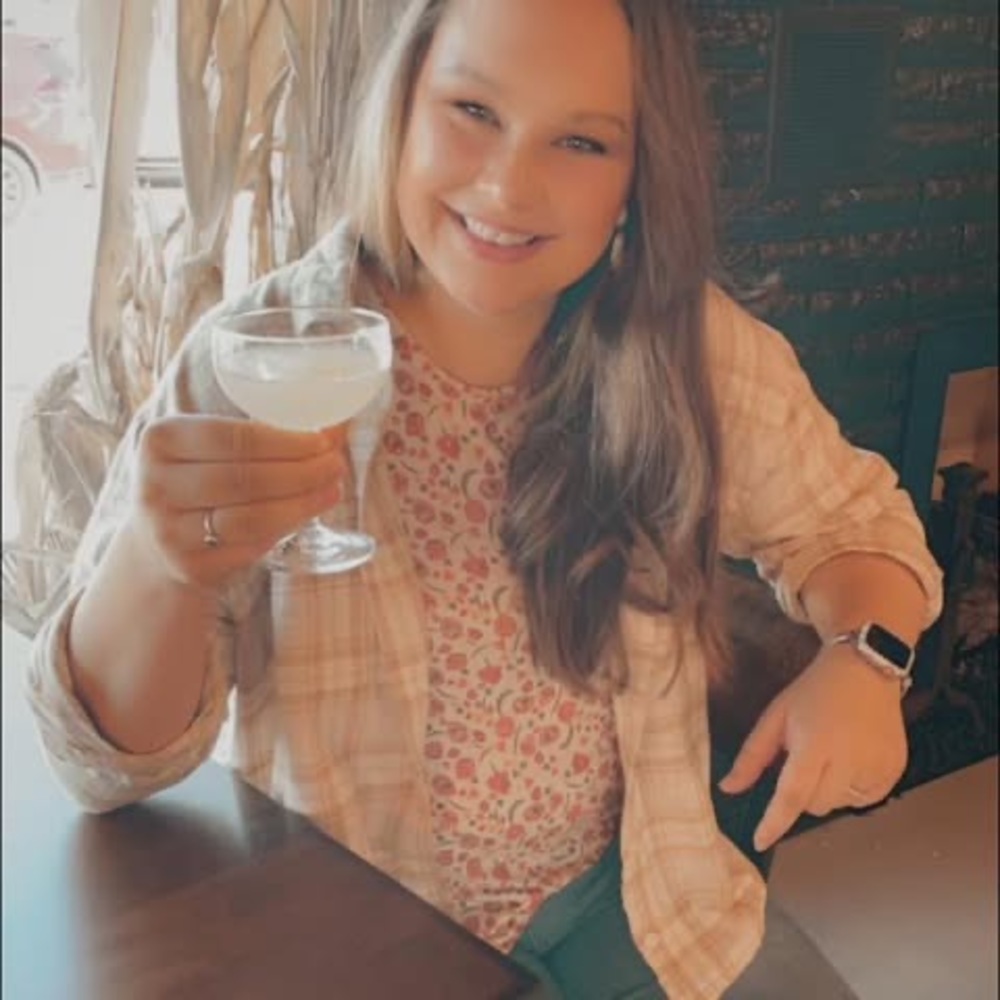 Meet your Posher, Micala